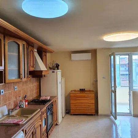 Joy App Near Sea Garden Daire Burgaz